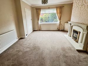 Lounge- click for photo gallery
